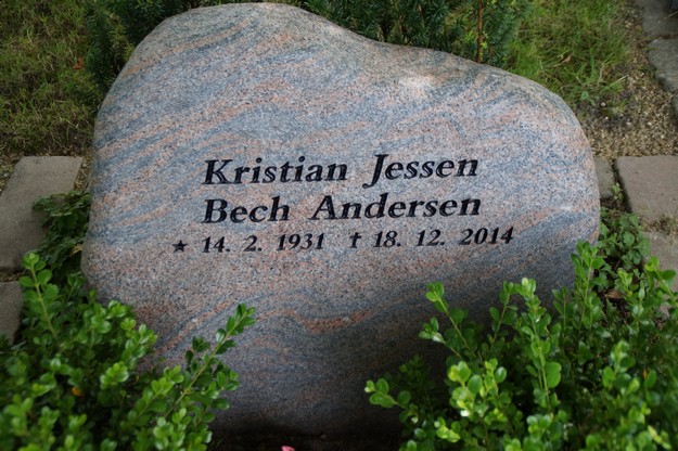 Billede af gravsten ved Sct. Jacobi Kirke, Varde